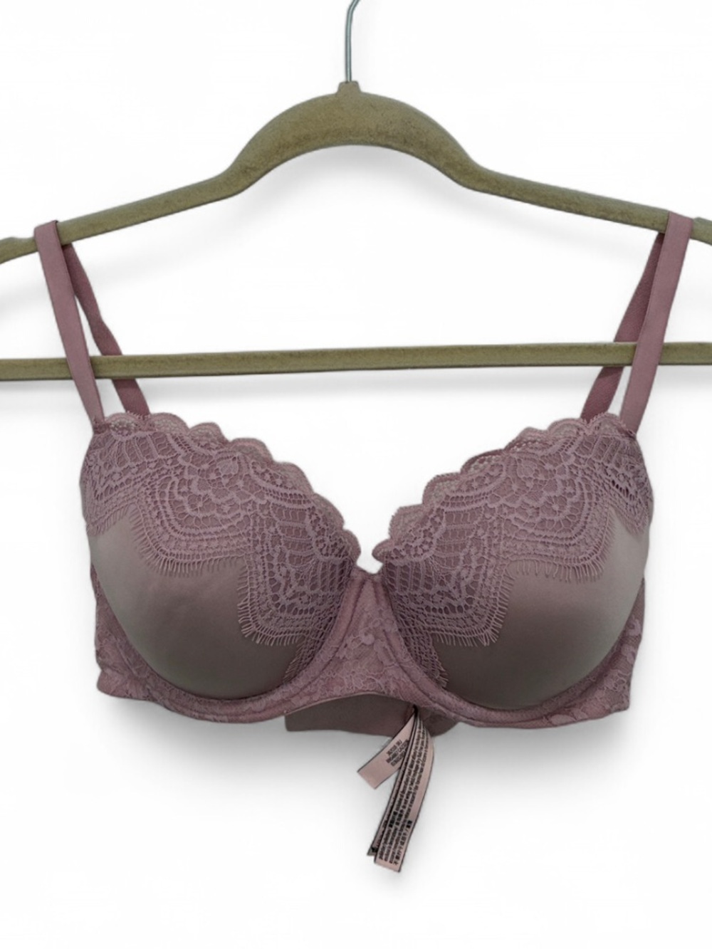 Victoria’s Secret Dream Angels Ling Demi Lace Underwire Bra in Purple Pink
